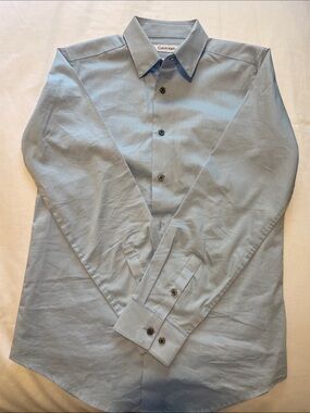 Calvin Klein Men's Pale Blue Button-Down Dress Shirt